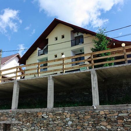 Hotel Perla Muntilor Rânca Exteriér fotografie