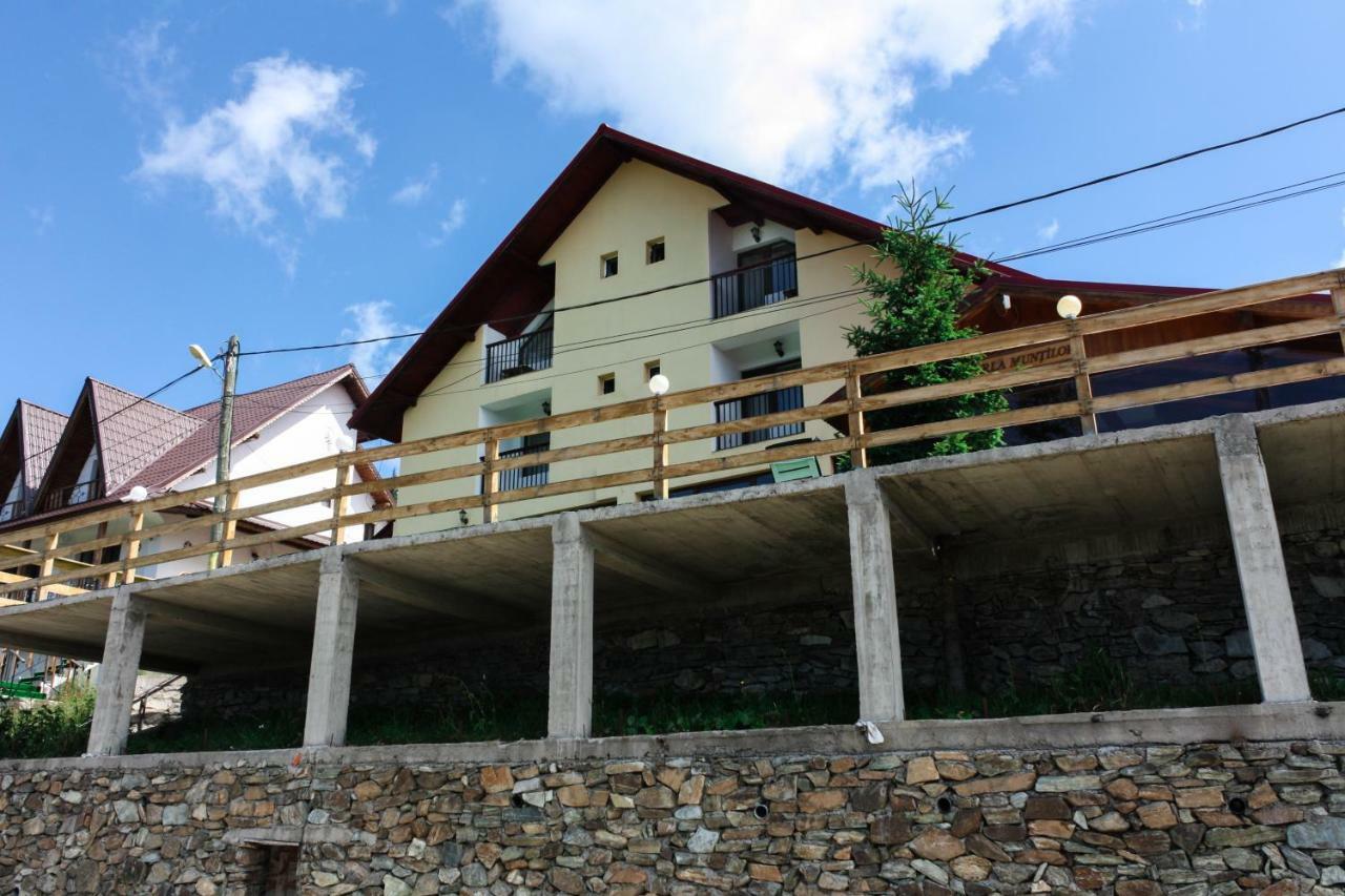 Hotel Perla Muntilor Rânca Exteriér fotografie