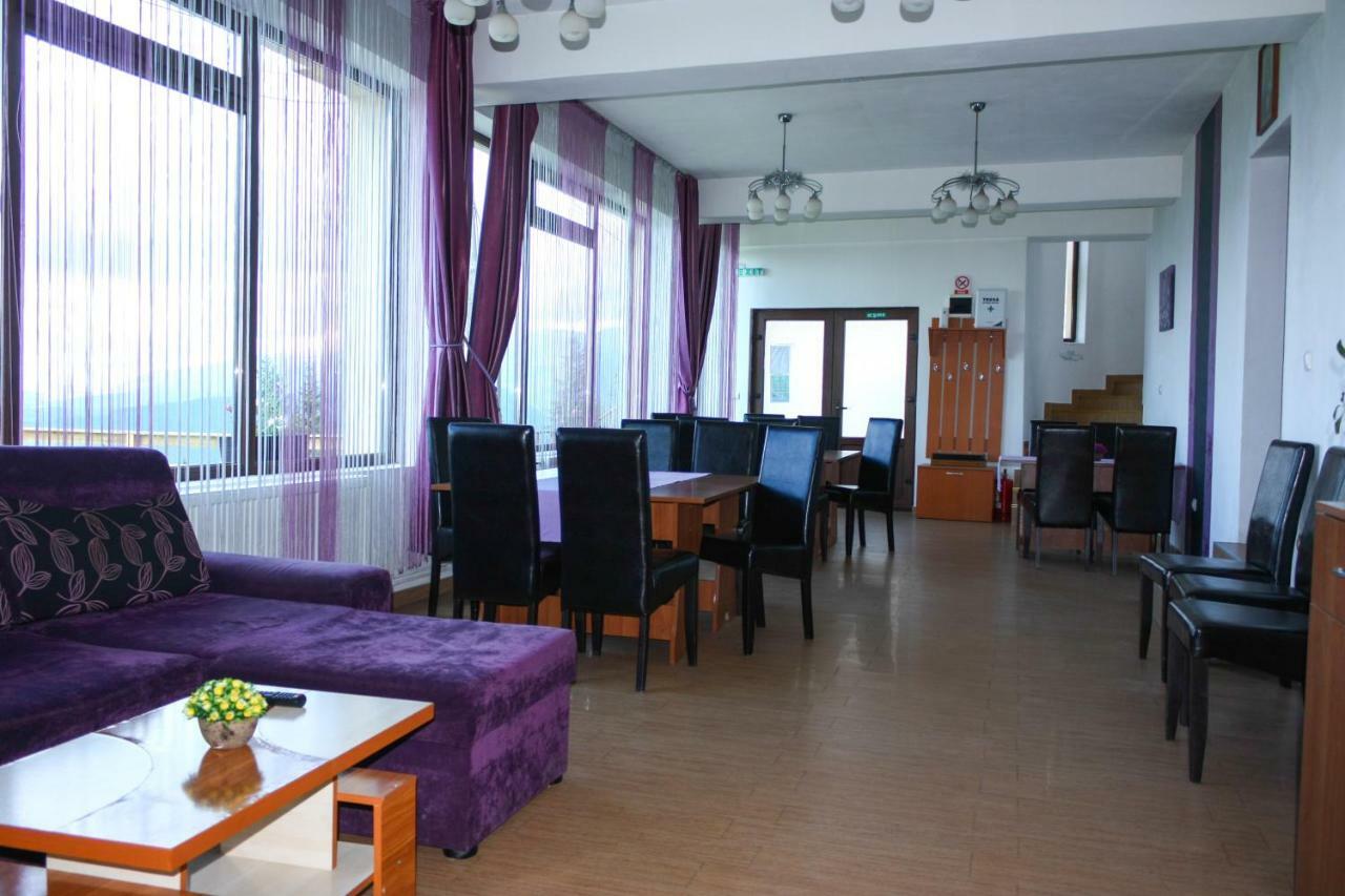Hotel Perla Muntilor Rânca Exteriér fotografie
